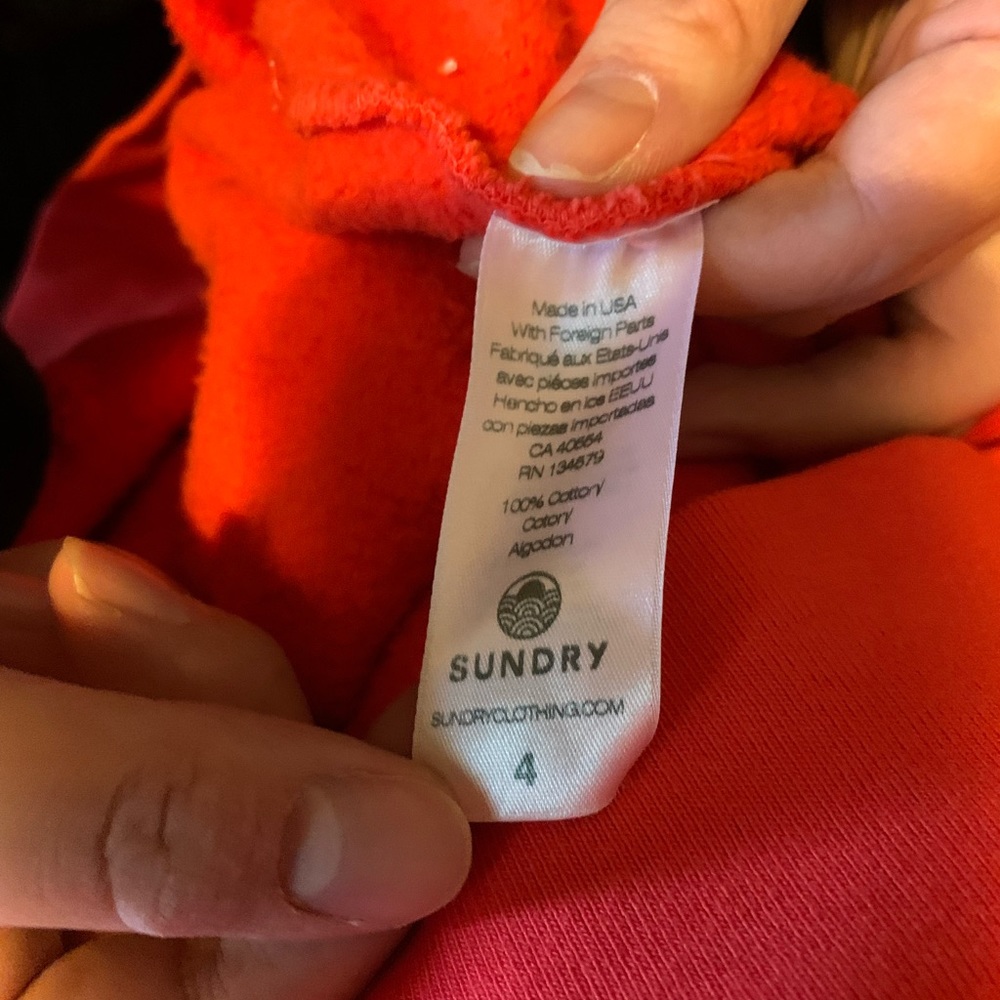 Sundry Evereve Red Padded Crewneck Sweatshirt - Picture 6 of 11